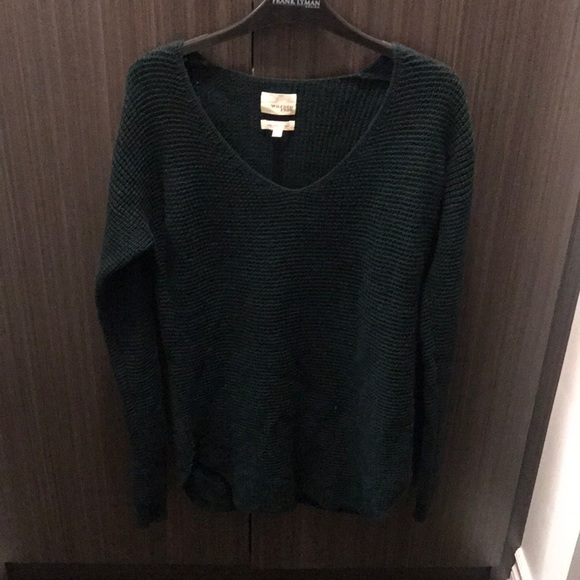 *SOLD*  Ladies Wilfred sweater - Picture 1 of 3